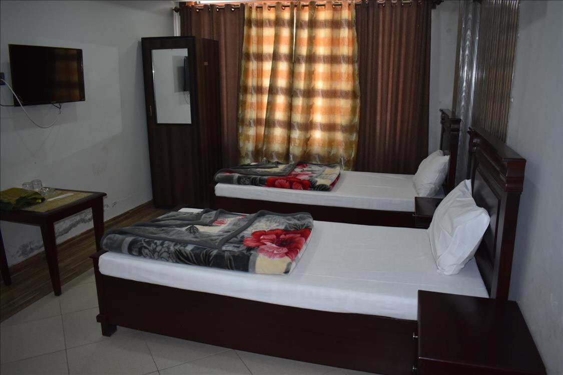 Hotel Kashmir Inn 拉瓦尔品第 外观 照片